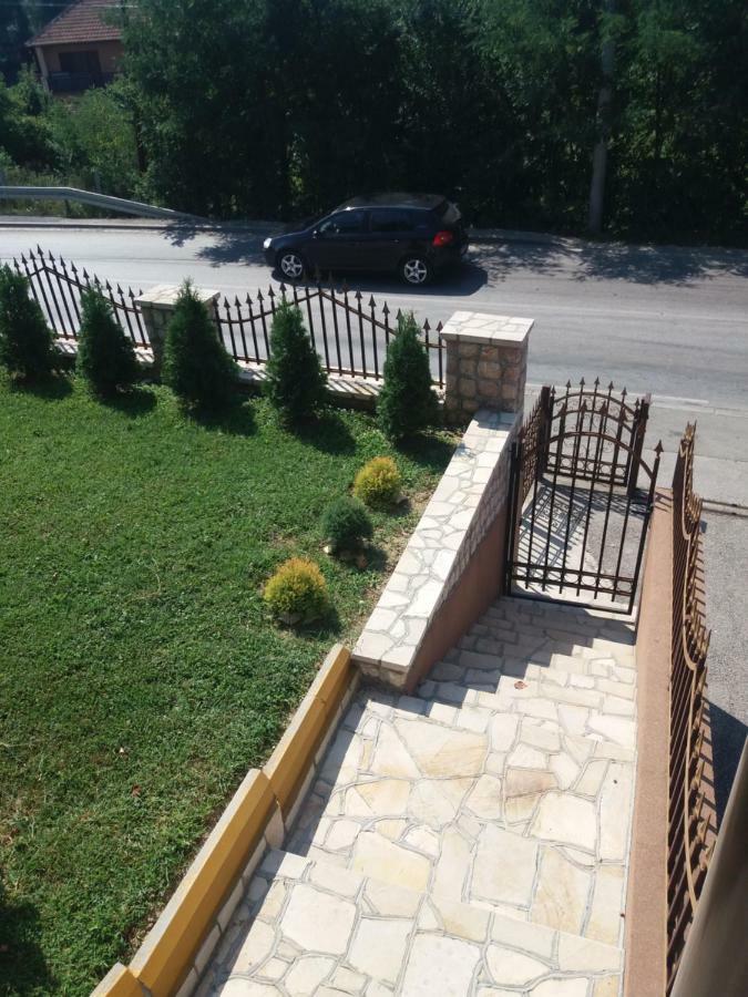 Apartmani Nedim Dubrave Gornje Εξωτερικό φωτογραφία